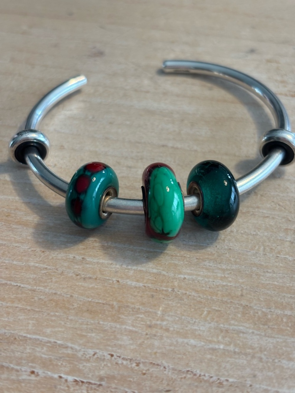 Glass beads with sterling silver core